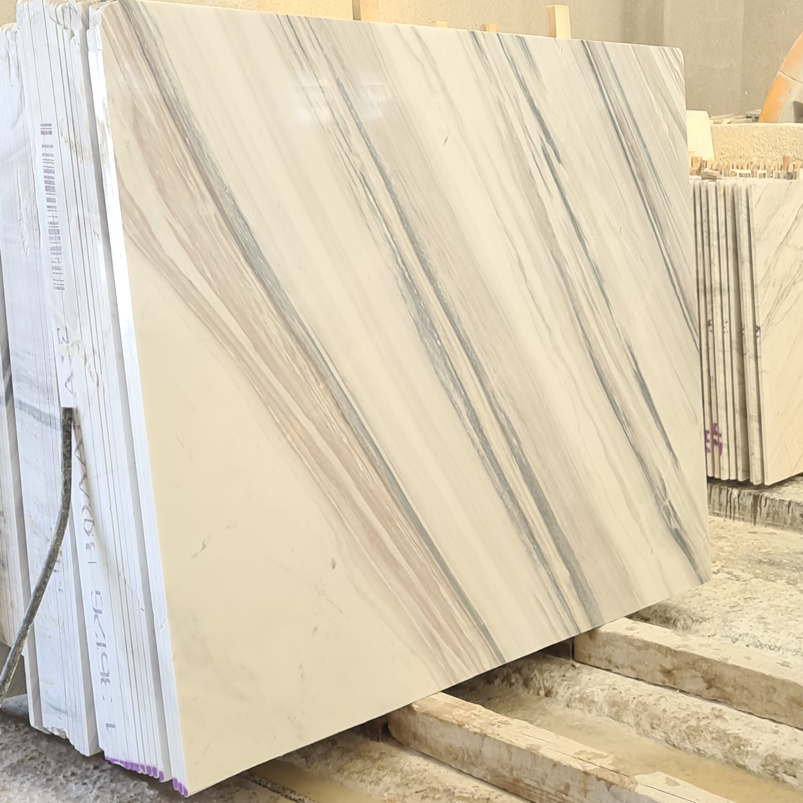Volakas White Greek Marble type 3 - Image 2