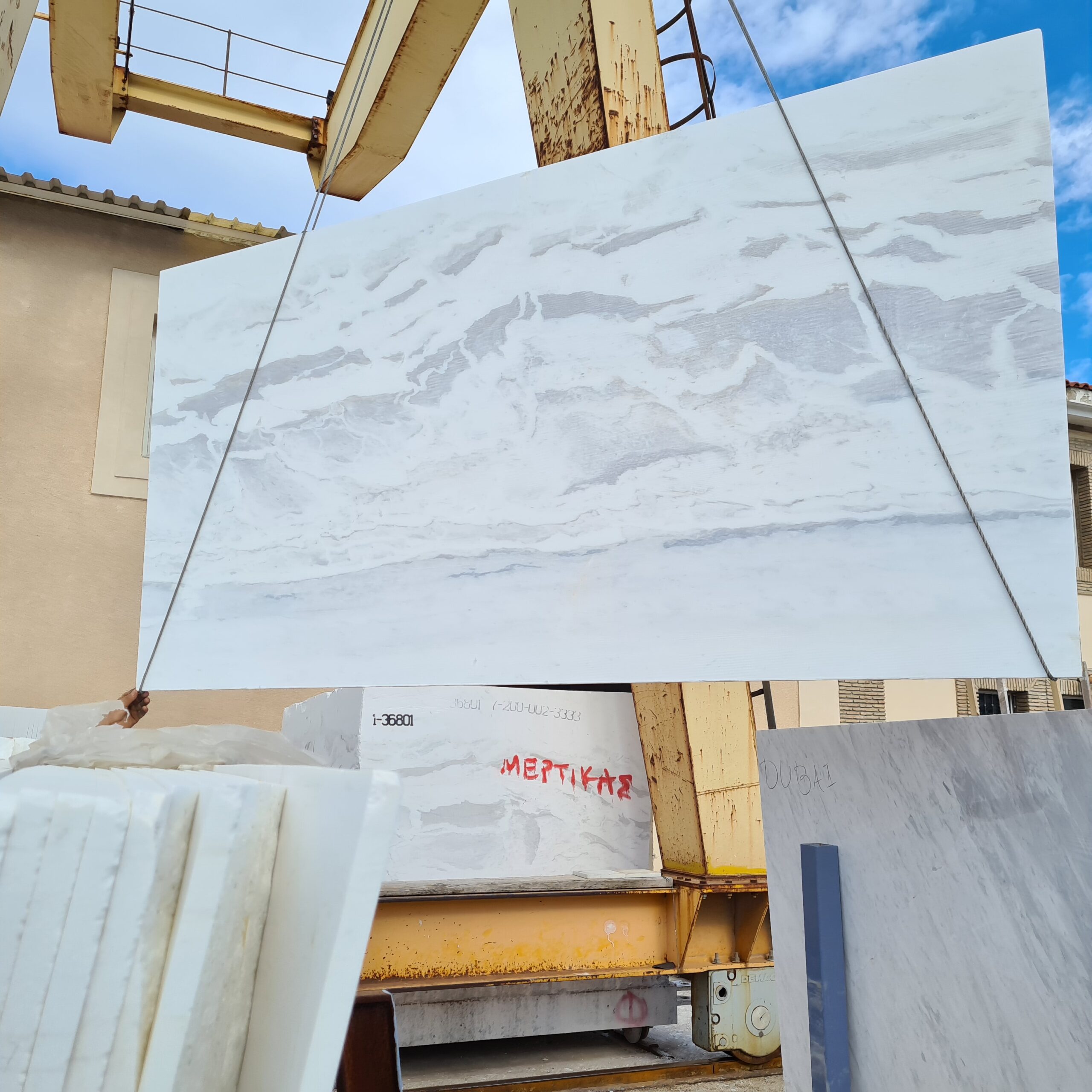 Arabescato White marble with strokes slabs bookmatch openbook - Image 5